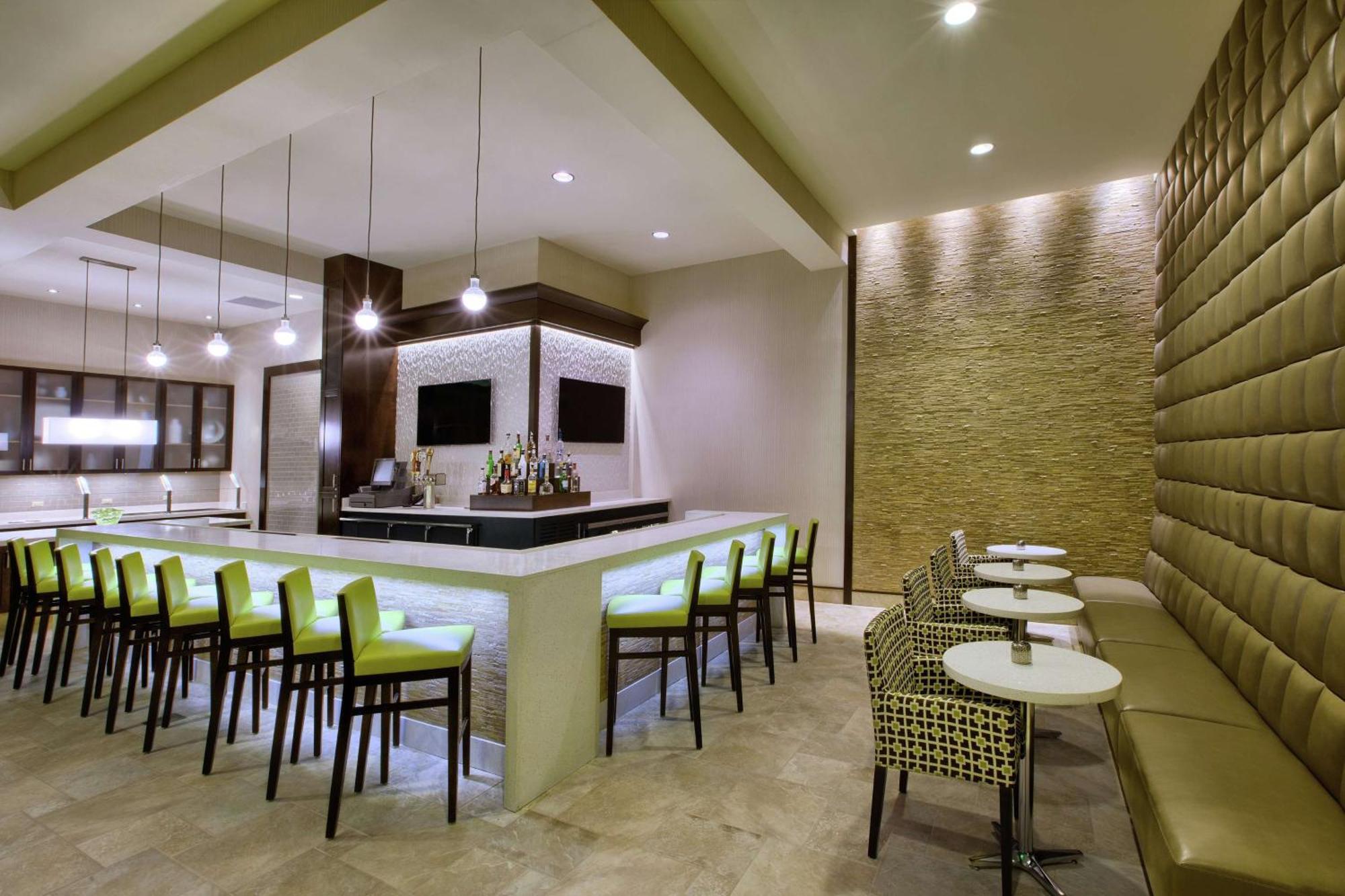 Hilton Garden Inn Raleigh Cary Exterior foto