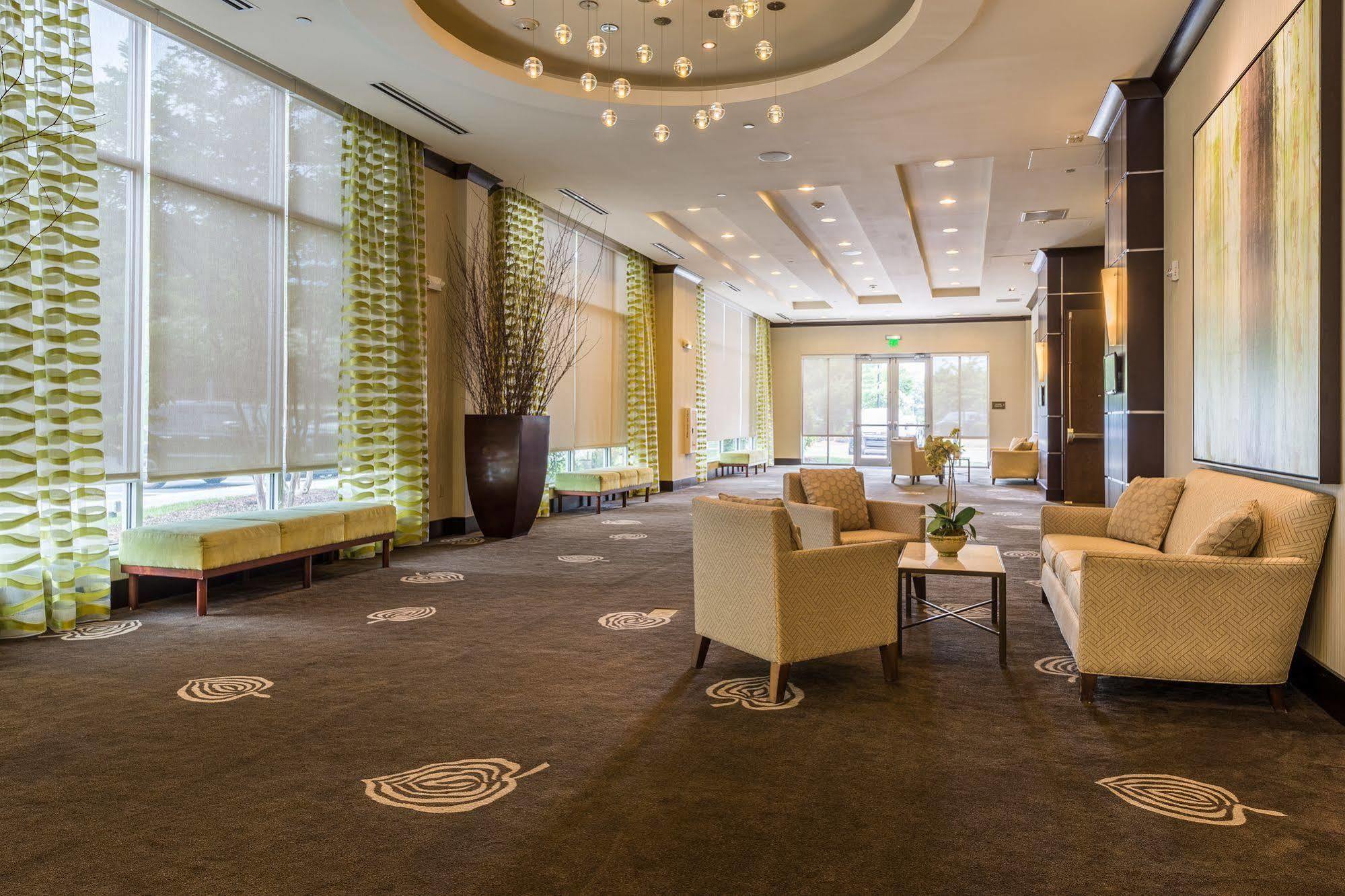 Hilton Garden Inn Raleigh Cary Exterior foto